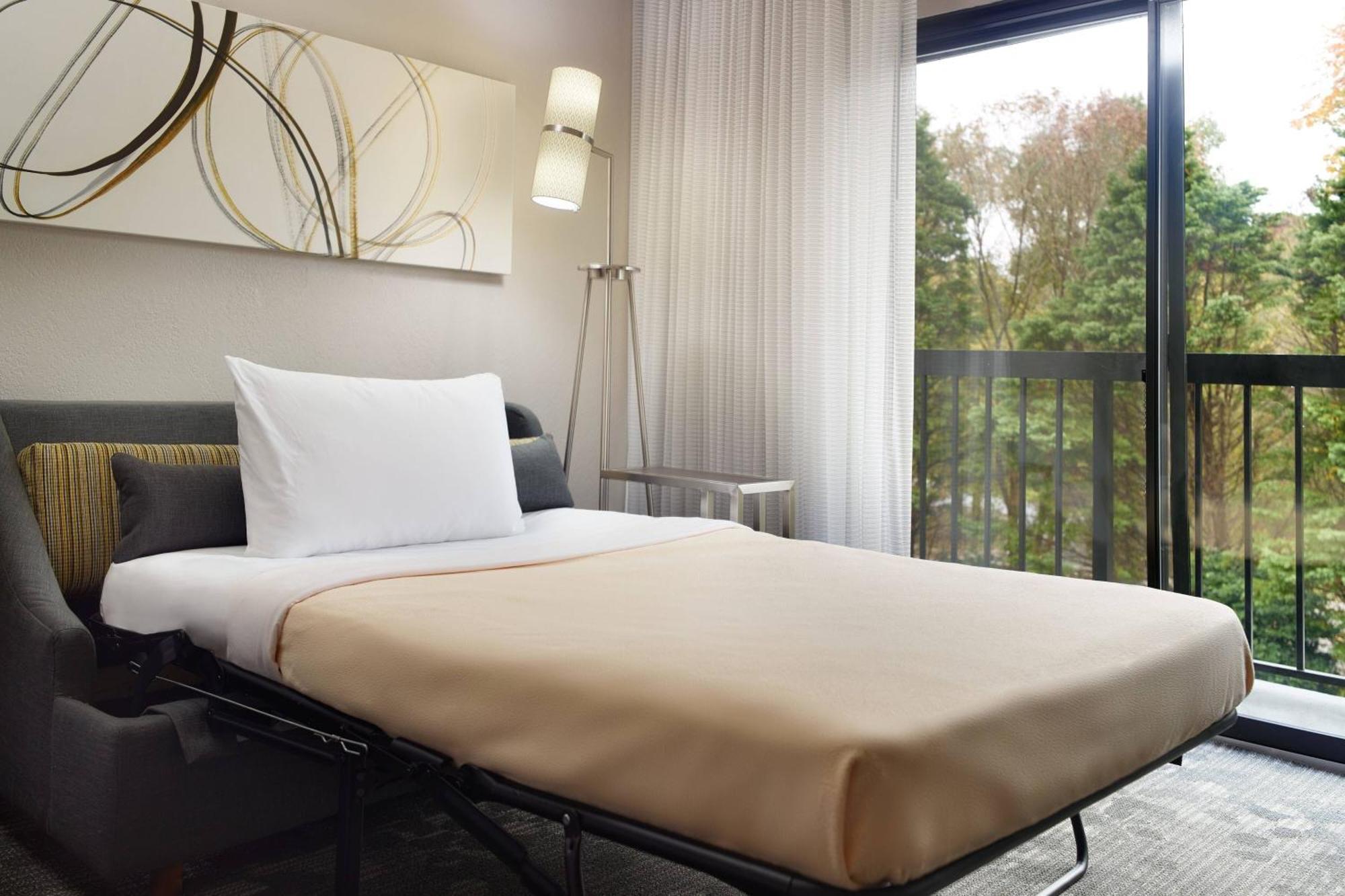 Hotel Courtyard By Marriott Raleigh Cary Exterior foto